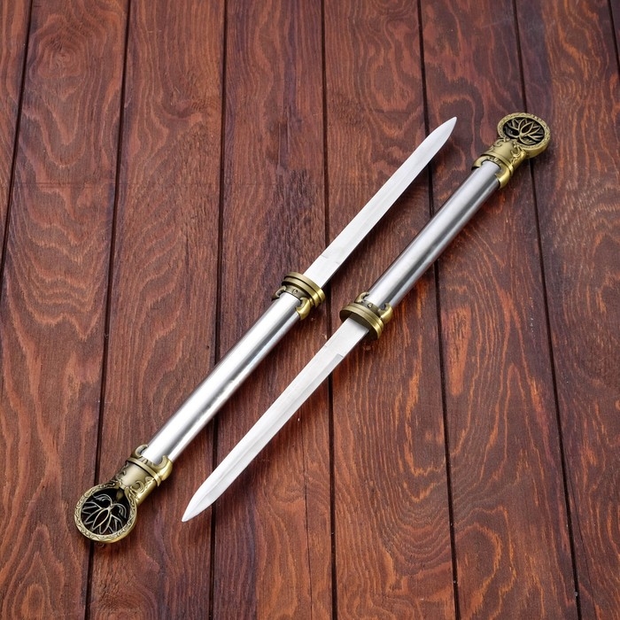Сувенирный кинжал 2в1, на подставке, рукоять под голографию, наконечник с лотосом, 59 см Сувенирный кинжал 2в1, на подставке, рукоять под голографию, наконечник с лотосом, 59 см