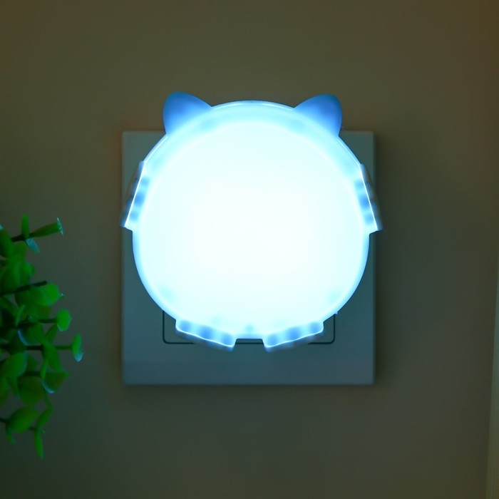 Ночник с датчиком освещенности Ночник с датчиком освещенности "Совёнок" LED МИКС 8,5x2,5x8,5 см RISALUX