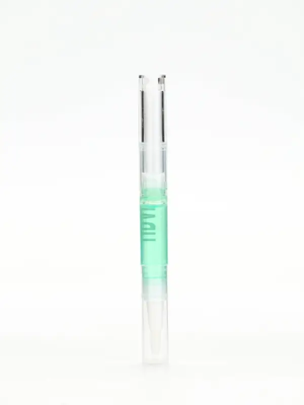 Масло для кутикул в карандаше Happy new year, 2 г, URAL LAB Масло для кутикул в карандаше Happy new year, 2 г, URAL LAB