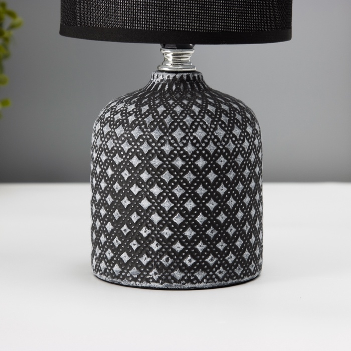 Настольная лампа с абажуром RISALUX «Рицио», Е14, 40 Вт, чёрно-белый, 13×13×27 см
