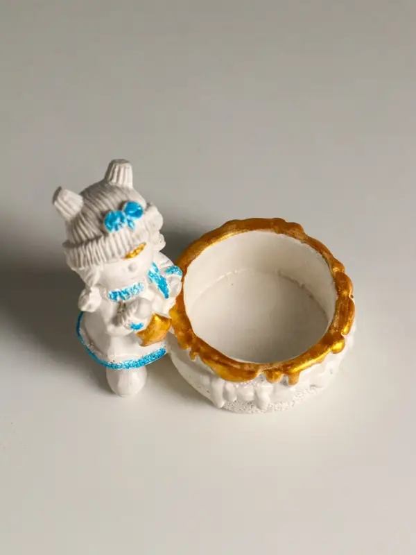 Подсвечник  Подсвечник "Девочка с корзинкой" 7х7 см, перламутр