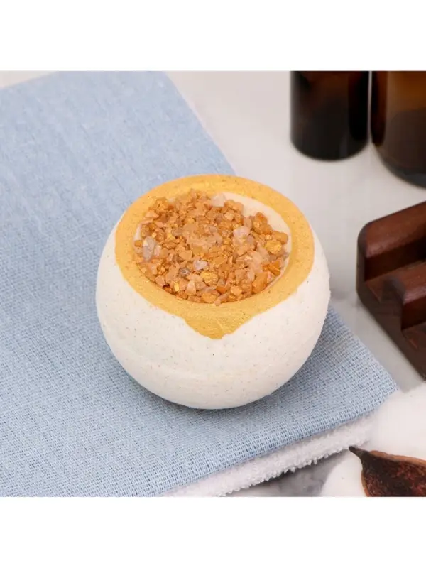 Бомбочка для ванны с солью Бомбочка для ванны с солью "Пинаколада", 150 г