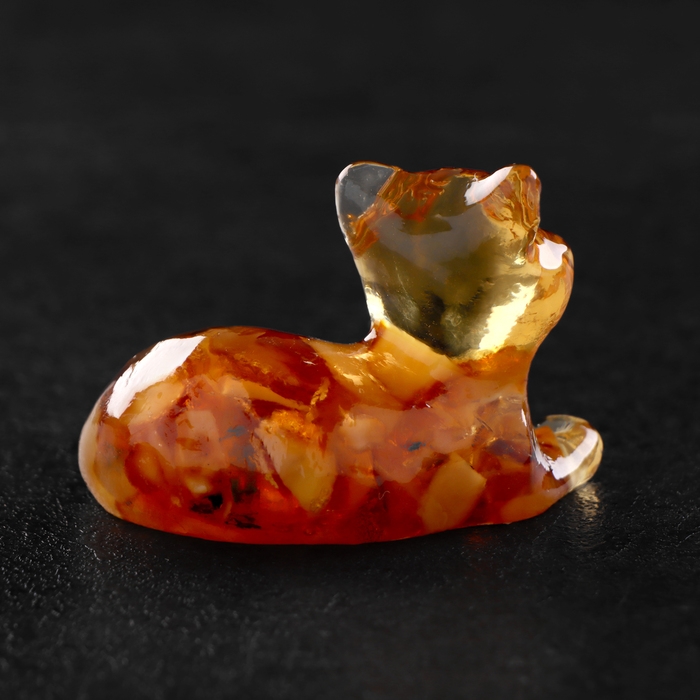Сувенир Сувенир "Кот с бантиком", лежит, янтарь