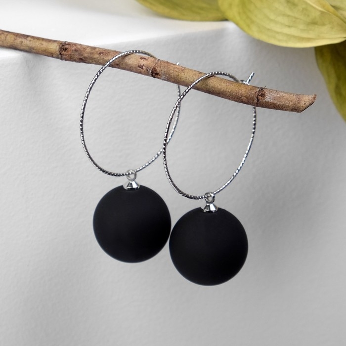 Серьги ассорти «Снежок» в кольце, цвет чёрный в серебре Серьги ассорти «Снежок» в кольце, цвет чёрный в серебре