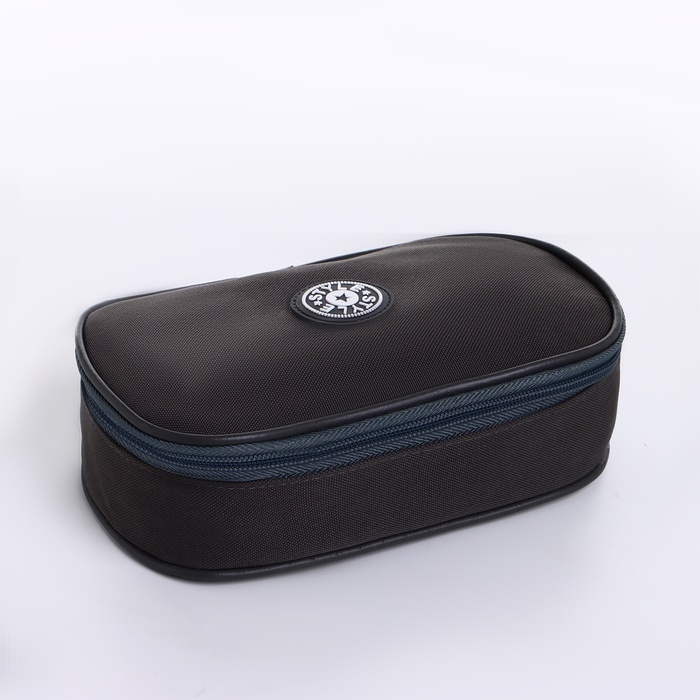 Косметичка на молнии, цвет серый Косметичка на молнии, цвет серый