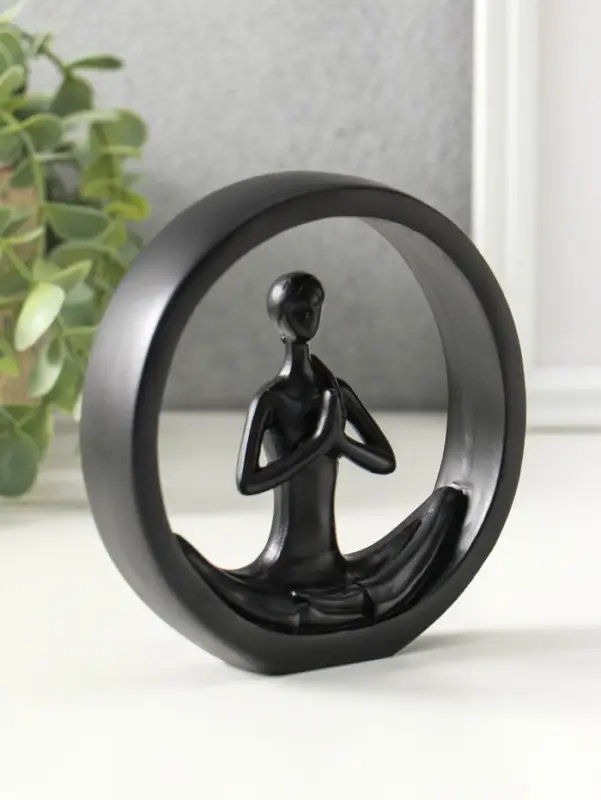 Сувенир полистоун "Девушка медитирует" чёрный 2,5х12,2х12,3 см