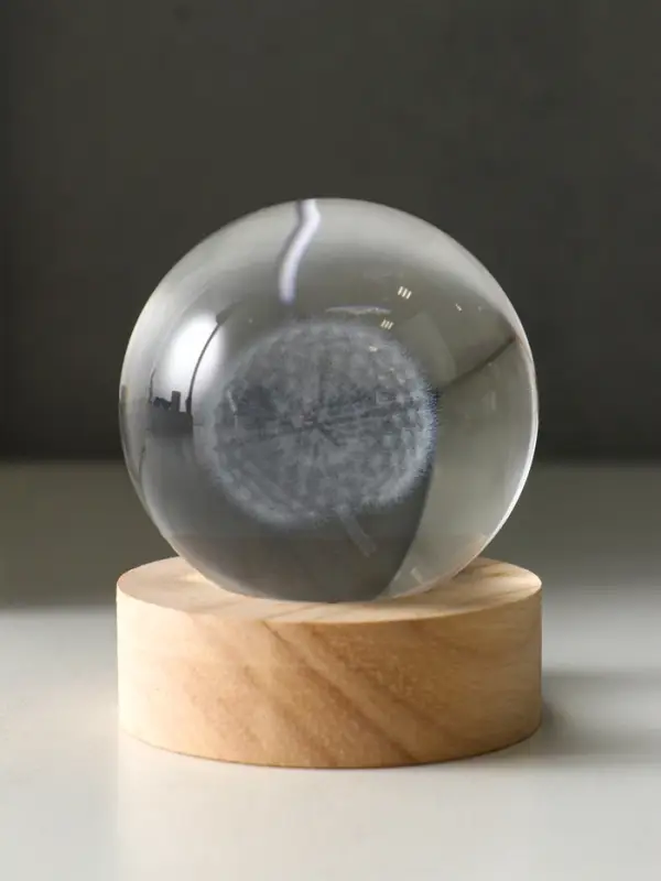 Световая фигурка &laquo;Одуванчик&raquo;, LED-ночник, стекло d=6 см, подставка дерево, USB, 6.5&times;6.5&times;7.5 см