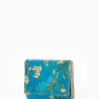 Кошелёк женский на кнопке, 10&times;1.5&times;8 см, с цветочным принтом, зелёный