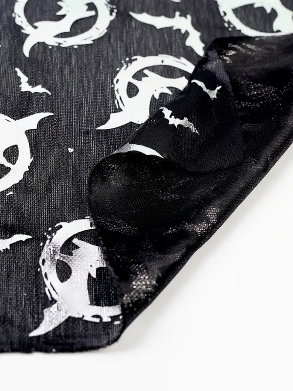 Скатерть тканевая на хэллоуин &laquo;Летучие мыши&raquo;, серебро, 200&times;140