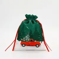 URAL LAB Winter Melody Набор косметики в мешке, зимний лес URAL LAB Winter Melody Набор косметики в мешке, зимний лес