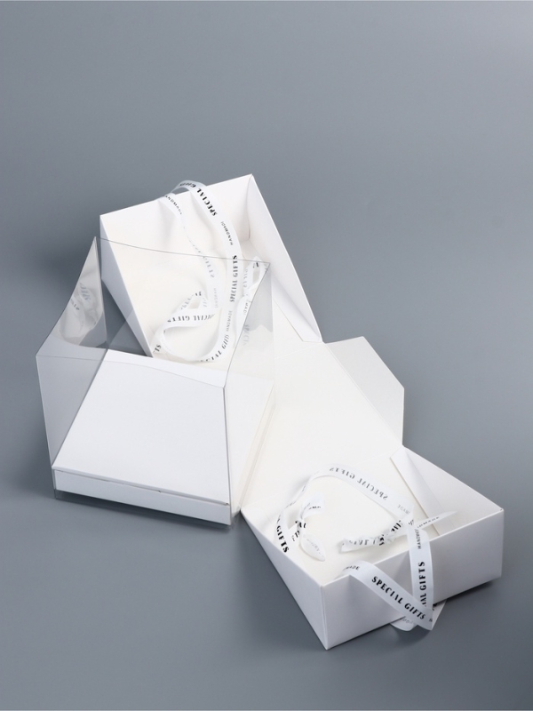 Коробка под бенто-торт с ленточками, белая , 15,5 х 15,5 х 16 см