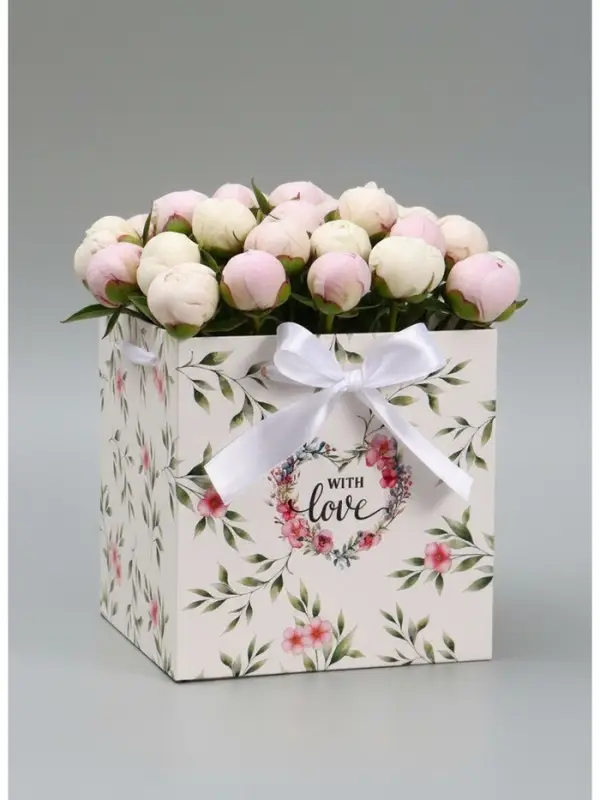 Коробка с лентами With love, 19 &times; 19 &times; 19 см