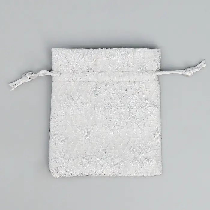 Мешочек подарочный парча «Серебро», 10 х 12 см +/- 1.5 см Мешочек подарочный парча «Серебро», 10 х 12 см +/- 1.5 см