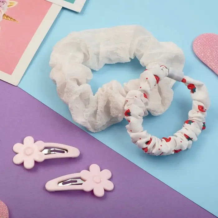 Набор для волос Набор для волос "Милица" 4 шт (невидимка 2 шт - 4 см, резинка 2 шт) клубнички, бело-розовый 929896