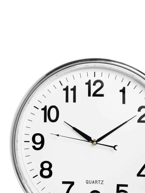 Часы настенные классические &laquo;Ивона&raquo;, d=41 см, серебристые, от батарейки 1&times;АА