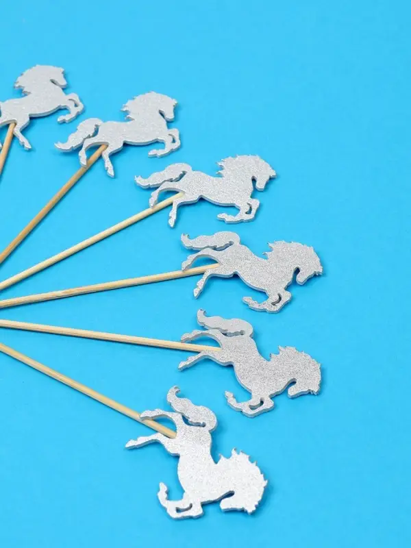 Шпажки для канапе «Серебряные лошадки», набор 6 шт Шпажки для канапе «Серебряные лошадки», набор 6 шт