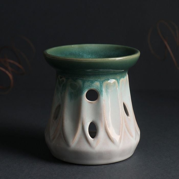 Аромалампа керамика Аромалампа керамика "Длинный лист" зеленый 8,5х8,5х9,7 см