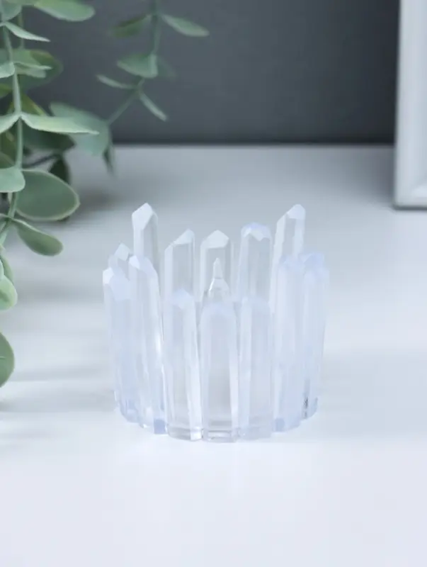 Светодиодная свеча LED "Снежная королева" от батареек 3хLR1130, прозрачный 5,5х5,5х5 см