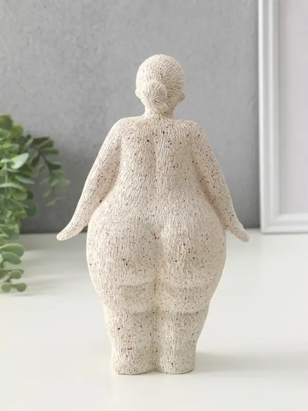 Сувенир полистоун "Милая пышечка" белый песок 9х15,5х25,5 см