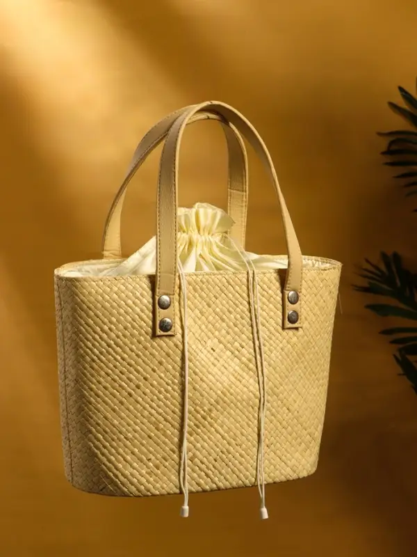 Сумка плетёная из пандана, 27×17×40 см, бежевая