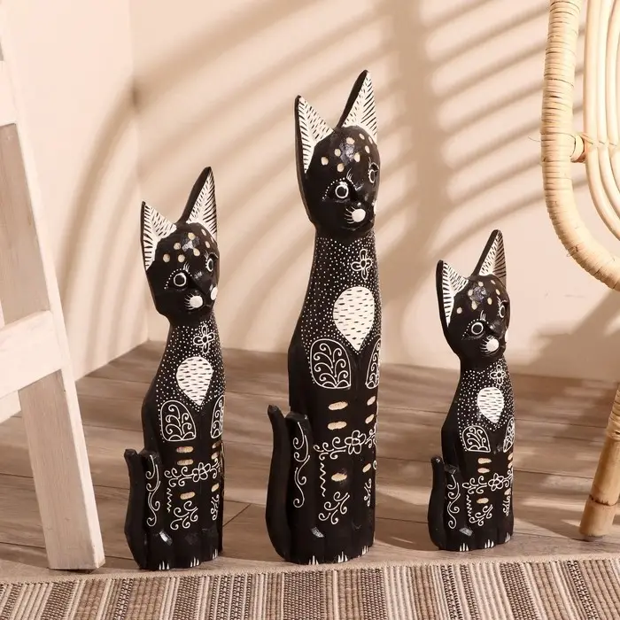 Сувенир &laquo;Кошки расписанные серебром&raquo;, набор 3 шт., h=30 см, h=40 см, h=50 см, дерево