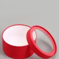 Подарочная коробка круглая, красная, завальцованная с окном, 21&times;11 см