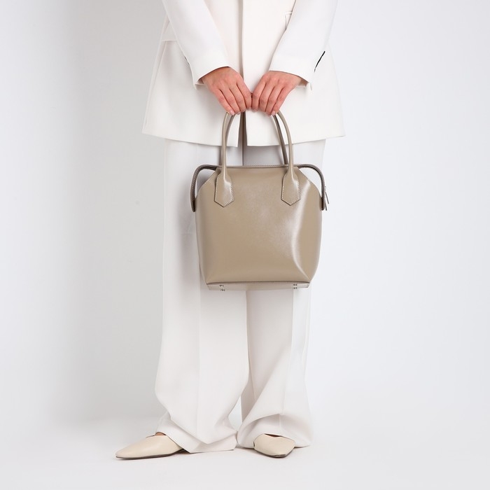 Сумка женская на молнии, с косметичкой, цвет бежевый