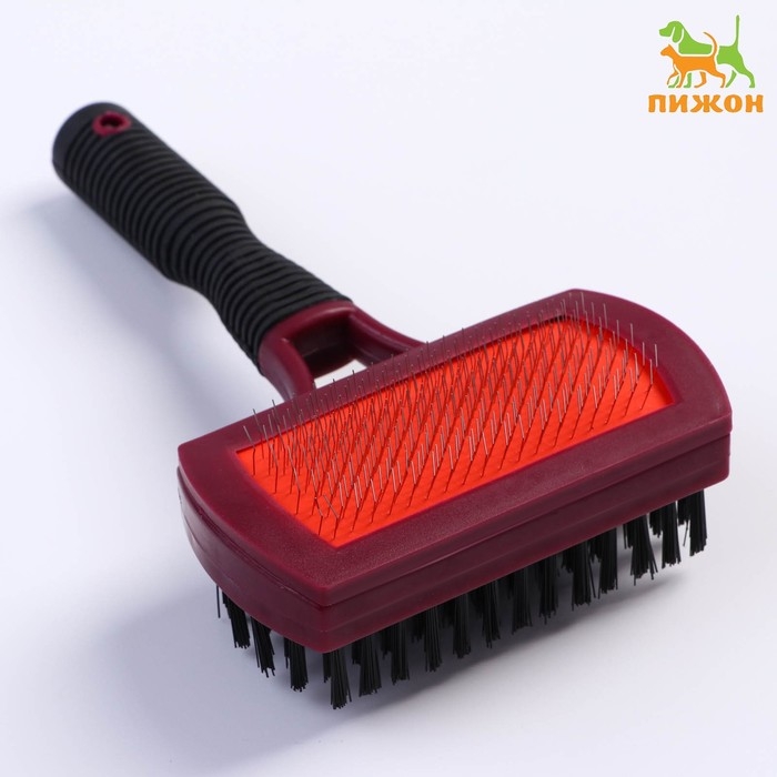 Двухсторонняя пуходёрка-щетка с резиновой ручкой 10 х 16,5 см, бордово-чёрная Двухсторонняя пуходёрка-щетка с резиновой ручкой 10 х 16,5 см, бордово-чёрная
