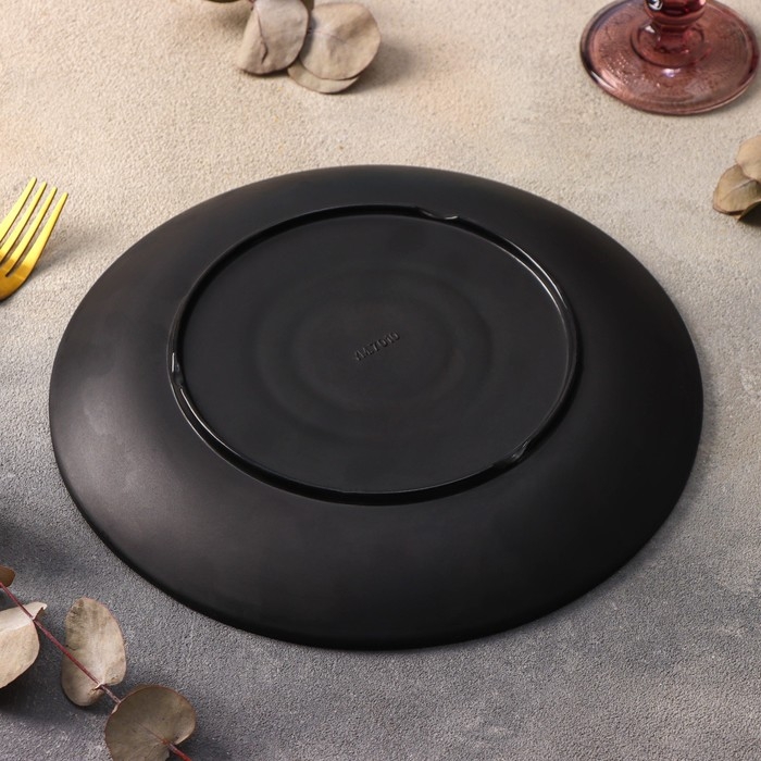 Тарелка пластиковая «Чёрный Восток», d=25,5 см, цвет чёрный Тарелка пластиковая «Чёрный Восток», d=25,5 см, цвет чёрный