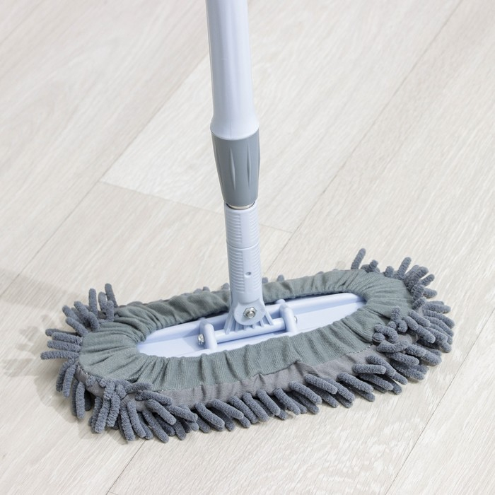 Швабра для мытья пола плоская гибкая Доляна, насадка из микрофибры букли 29×13 см, телескопическая стальная ручка 82(125) см, цвет серый Швабра для мытья пола плоская гибкая Доляна, насадка из микрофибры букли 29×13 см, телескопическая стальная ручка 82(125) см, цвет серый