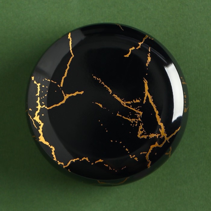 Ароматическая свеча из пчелиного воска «Тайны шика», аромат сандал, 6 х 6 х 4 см. Ароматическая свеча из пчелиного воска «Тайны шика», аромат сандал, 6 х 6 х 4 см.