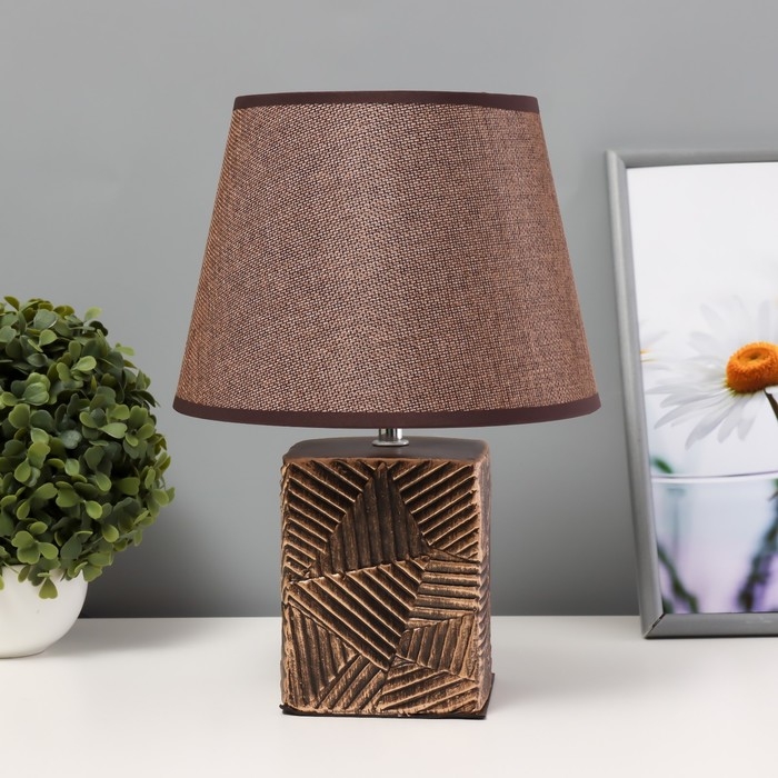 Настольная лампа Версалия E14 40Вт черно-золотая 22х22х31 см Настольная лампа Версалия E14 40Вт черно-золотая 22х22х31 см