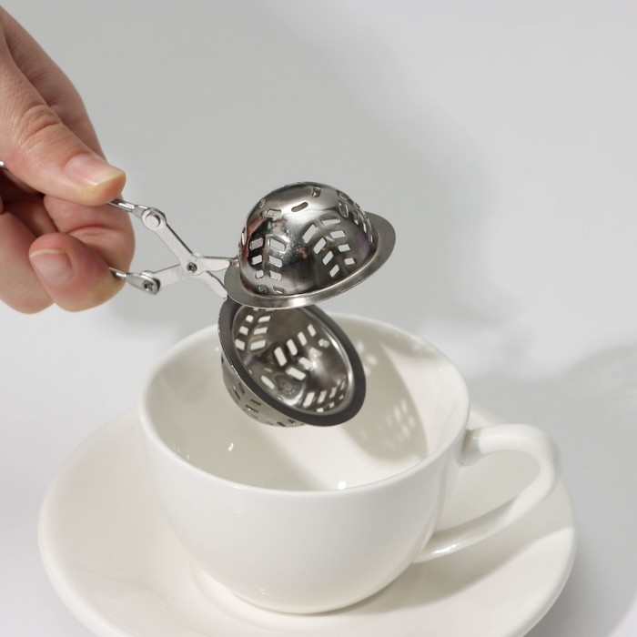 Ситечко для чая Доляна «Ёлочка», 16,5 см, цвет серебристый Ситечко для чая Доляна «Ёлочка», 16,5 см, цвет серебристый