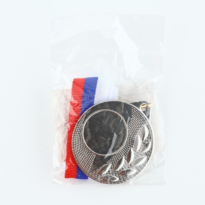 Медаль под нанесение 006, d= 5 см. Цвет серебро. С лентой Медаль под нанесение 006, d= 5 см. Цвет серебро. С лентой