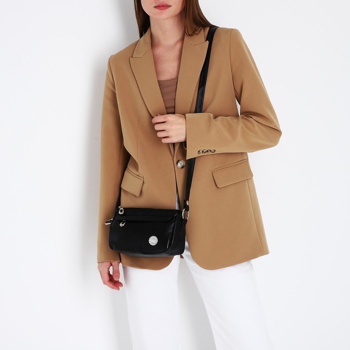 Сумка кросс-боди на молнии, цвет чёрный Сумка кросс-боди на молнии, цвет чёрный