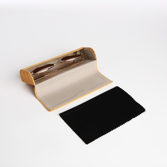 Футляр для очков на магните, длина 15,4 см, цвет светло-жёлтый Футляр для очков на магните, длина 15,4 см, цвет светло-жёлтый