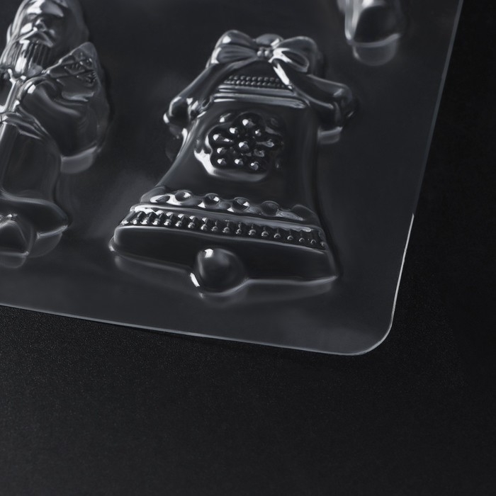 Форма для шоколада новогодняя «Новый год», 16 ячеек, 15×8 см, цвет прозрачный Форма для шоколада новогодняя «Новый год», 16 ячеек, 15×8 см, цвет прозрачный