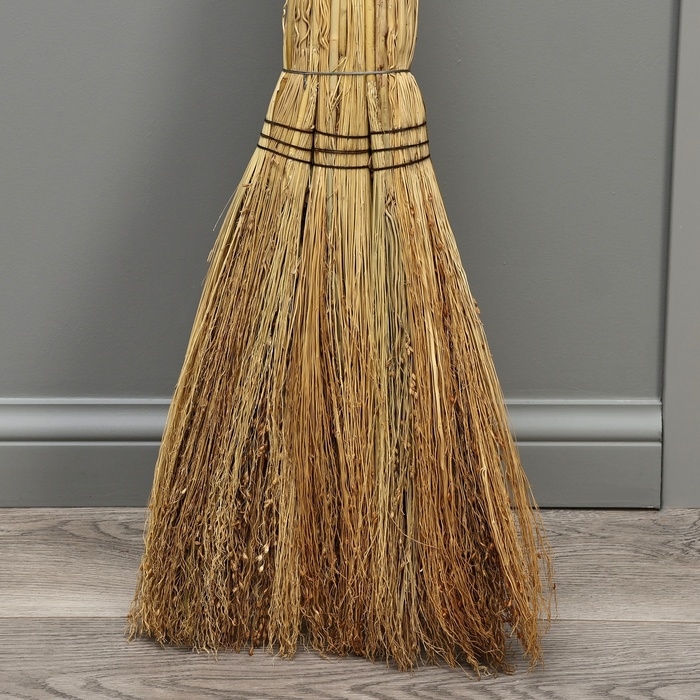 Веник 3-х лучевой «Сорго», усиленный, 530 гр, 100 см Веник 3-х лучевой «Сорго», усиленный, 530 гр, 100 см