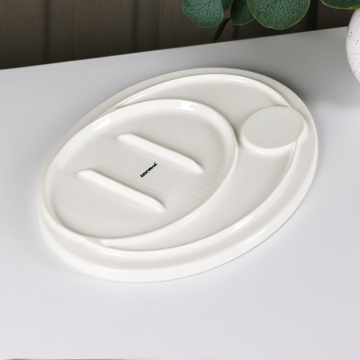 Блюдо фарфоровое с соусником Доляна, 30×22,5 см, цвет белый Блюдо фарфоровое с соусником Доляна, 30×22,5 см, цвет белый