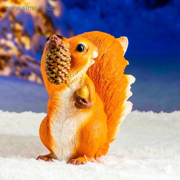 Садовая фигура  Садовая фигура "Белка с шишкой" 12х27х28см