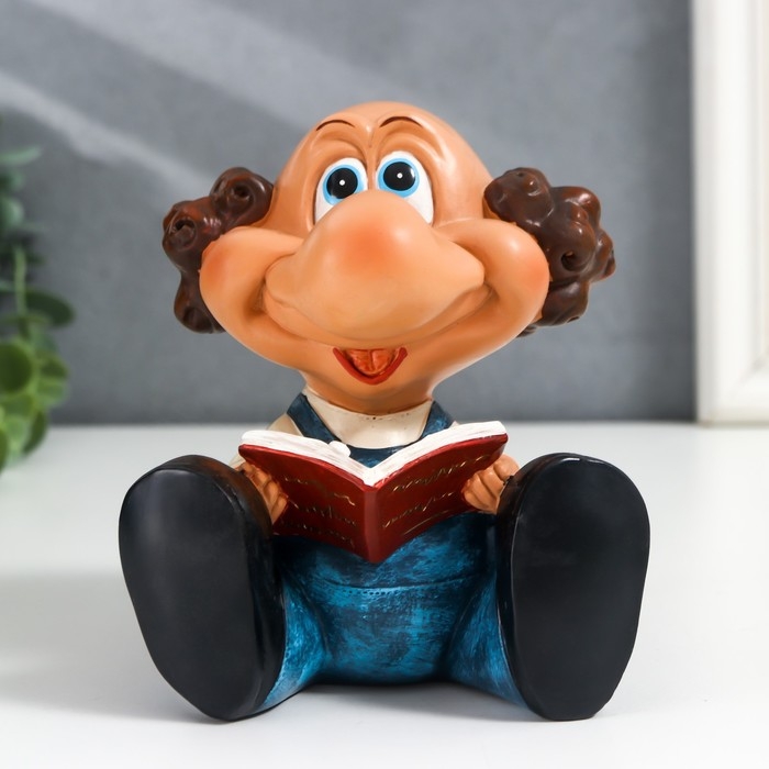 Сувенир полистоун подставка под очки  Сувенир полистоун подставка под очки "Дедуля с книгой" 13х10х11 см