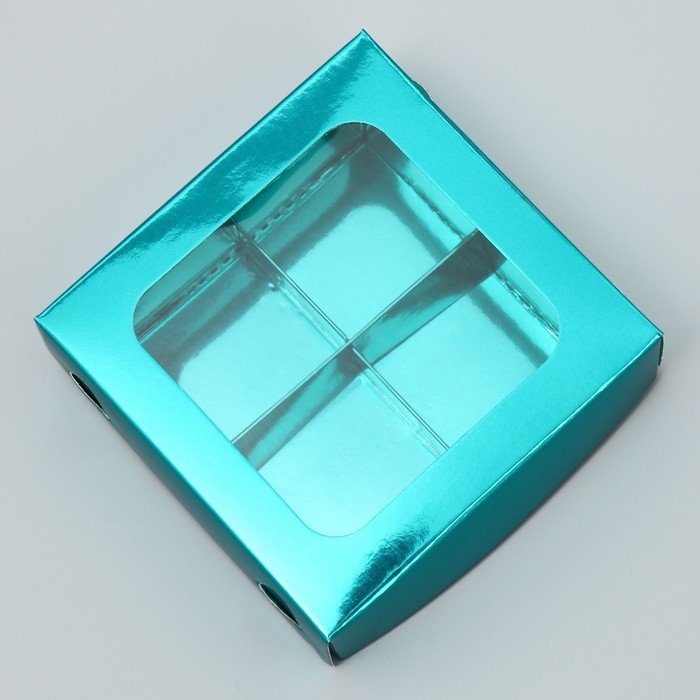 Коробка для конфет, кондитерская упаковка, 4 ячейки, «Голубая», 10.5 х 10.5 х 3.5 см Коробка для конфет, кондитерская упаковка, 4 ячейки, «Голубая», 10.5 х 10.5 х 3.5 см