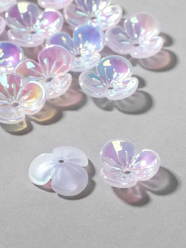 Бусины пластиковые &laquo;Цветы&raquo;, 1.2&times;1.2&times;0.2 см, (набор 30 шт.), цвет радужный