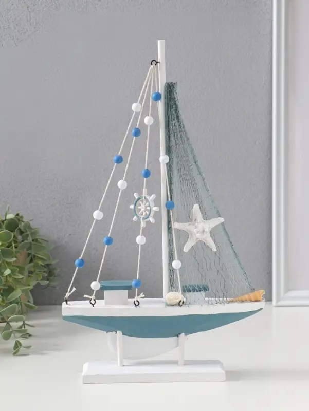 Сувенир дерево "Парусник с якорем и морской звездой" бело-голубой 21,5х4,5х36 см