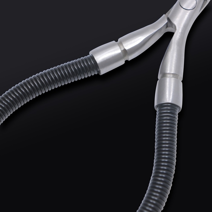 Кусачки маникюрные для кутикулы «Premium», скрытая пружина, 11 см, длина лезвия - 6 мм, цвет серебристый/чёрный Кусачки маникюрные для кутикулы «Premium», скрытая пружина, 11 см, длина лезвия - 6 мм, цвет серебристый/чёрный