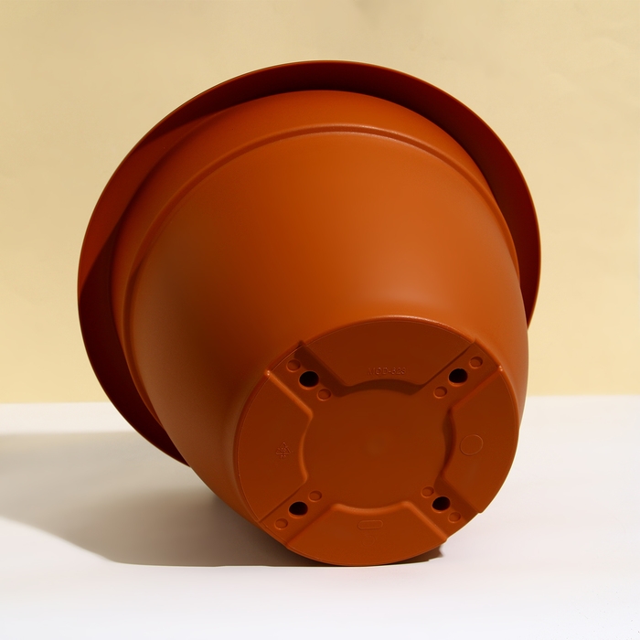 Горшок для цветов, d = 35 см, 12 л, пластик, коричневый Горшок для цветов, d = 35 см, 12 л, пластик, коричневый