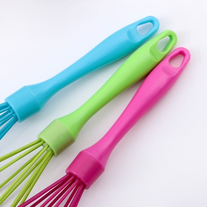 Венчик для взбивания Доляна «Торонто», 25 см, цвет МИКС Венчик для взбивания Доляна «Торонто», 25 см, цвет МИКС