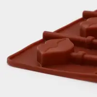 Форма для леденцов Доляна &laquo;Поцелуй&raquo;, силикон, 24&times;9.4&times;1.5 см, 6 ячеек (4&times;2.4 см), с палочками, коричневая