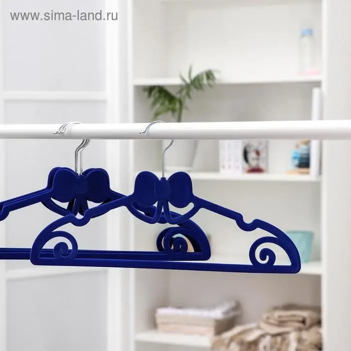 Плечики для одежды «Бант», размер 44-46, флокированное покрытие, цвет МИКС Плечики для одежды «Бант», размер 44-46, флокированное покрытие, цвет МИКС