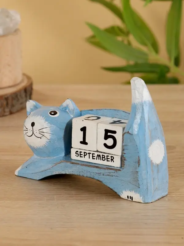 Календарь настольный «Кошка», 13×4×10 см, дерево